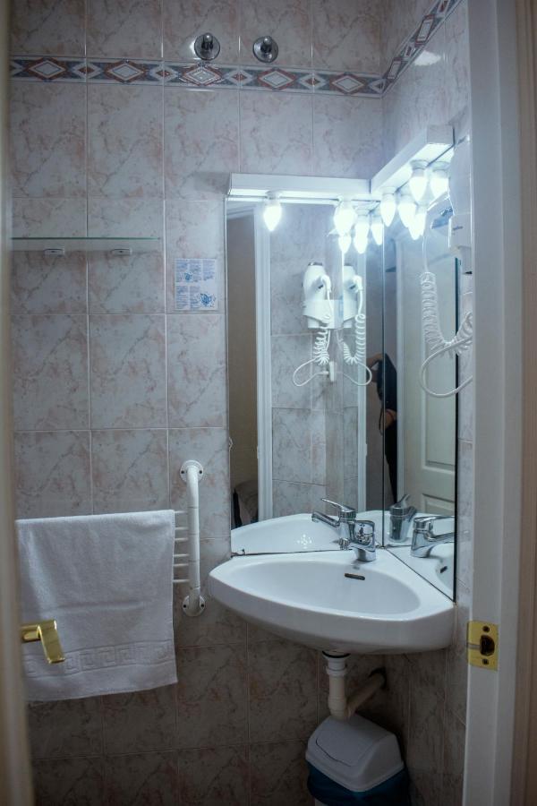 Hostal Artico Madrid Kültér fotó